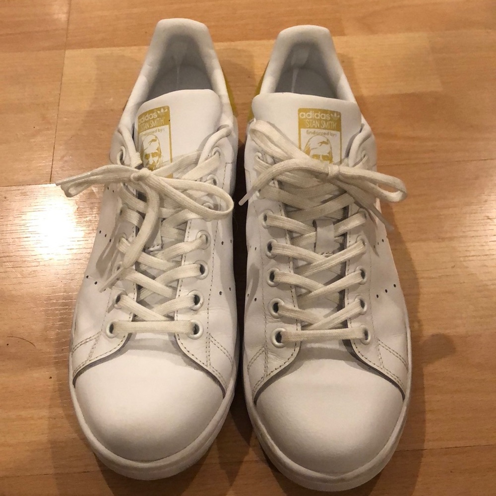 Adidas Stan Smith Gold Size 7 mens/8.5 womens